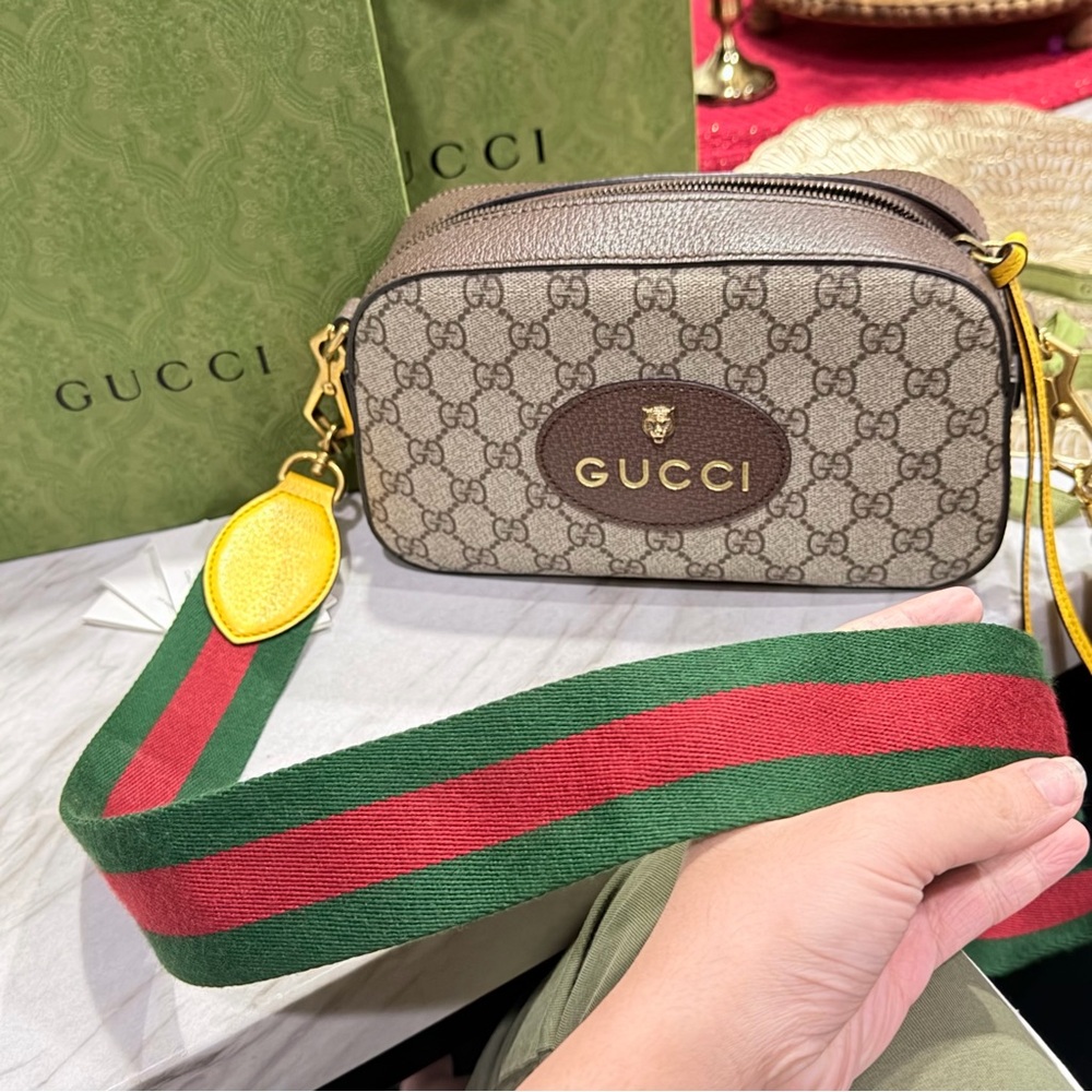 Gucci Crossbody Bag - Picture 3 of 8
